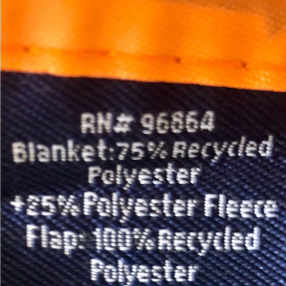 2025 Poshfest ORANGE Plaid PORTABLE Easy-Roll-Up BLANKET | Poshmark | POSH SHOWS - Picture 3 of 5
